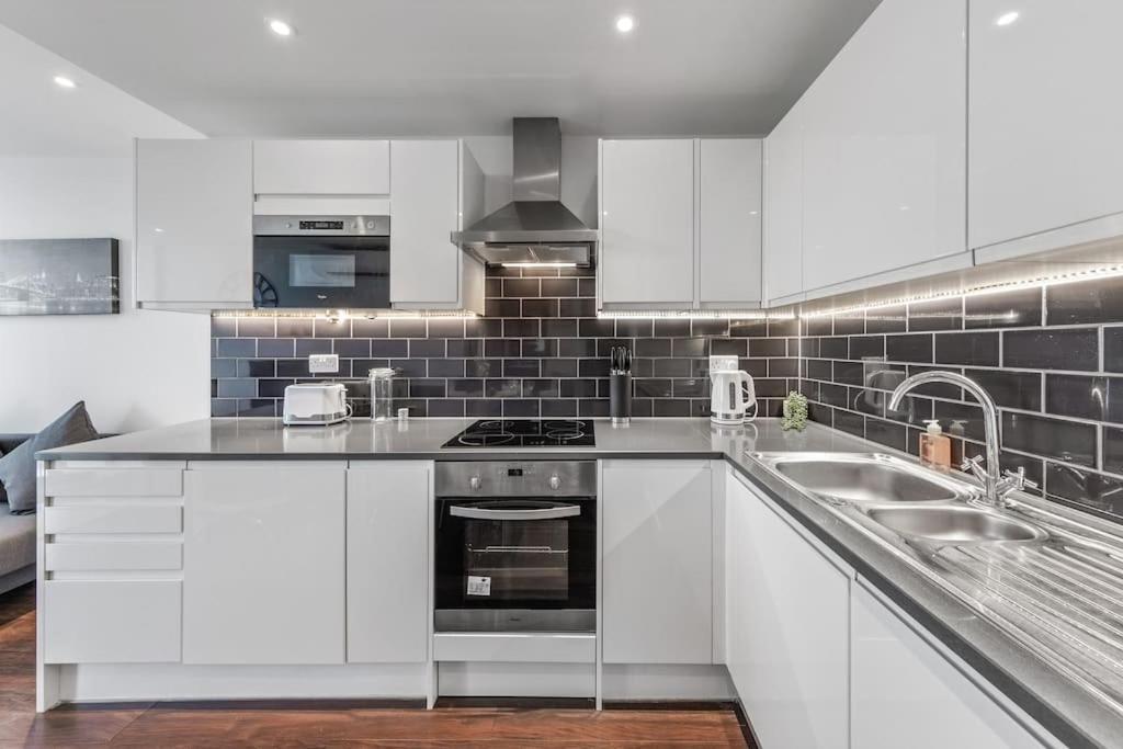 One Bedroom Flat In London Bp36 Eksteriør billede